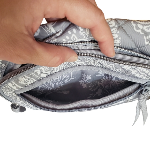 Vera Bradley Large Belt Bag - Picture 3 of 5